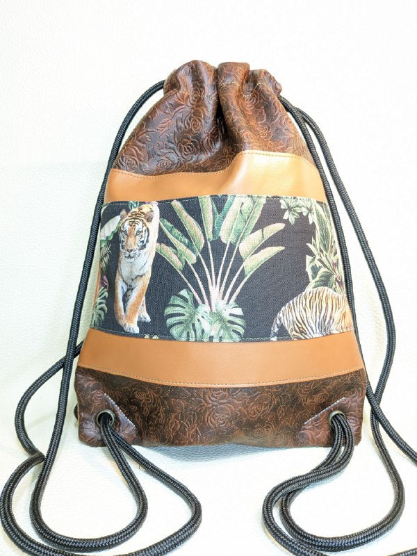 Mochila camel tigre